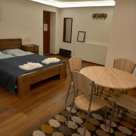 Liszt Ferenc Square Studio Apartment Budapest Ngoại thất bức ảnh