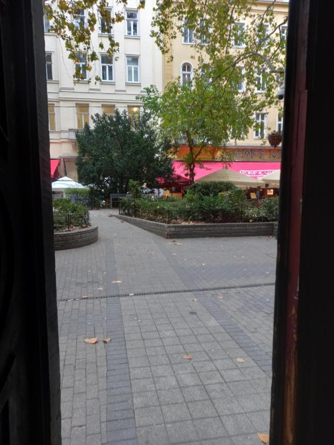 Liszt Ferenc Square Studio Apartment Budapest Ngoại thất bức ảnh