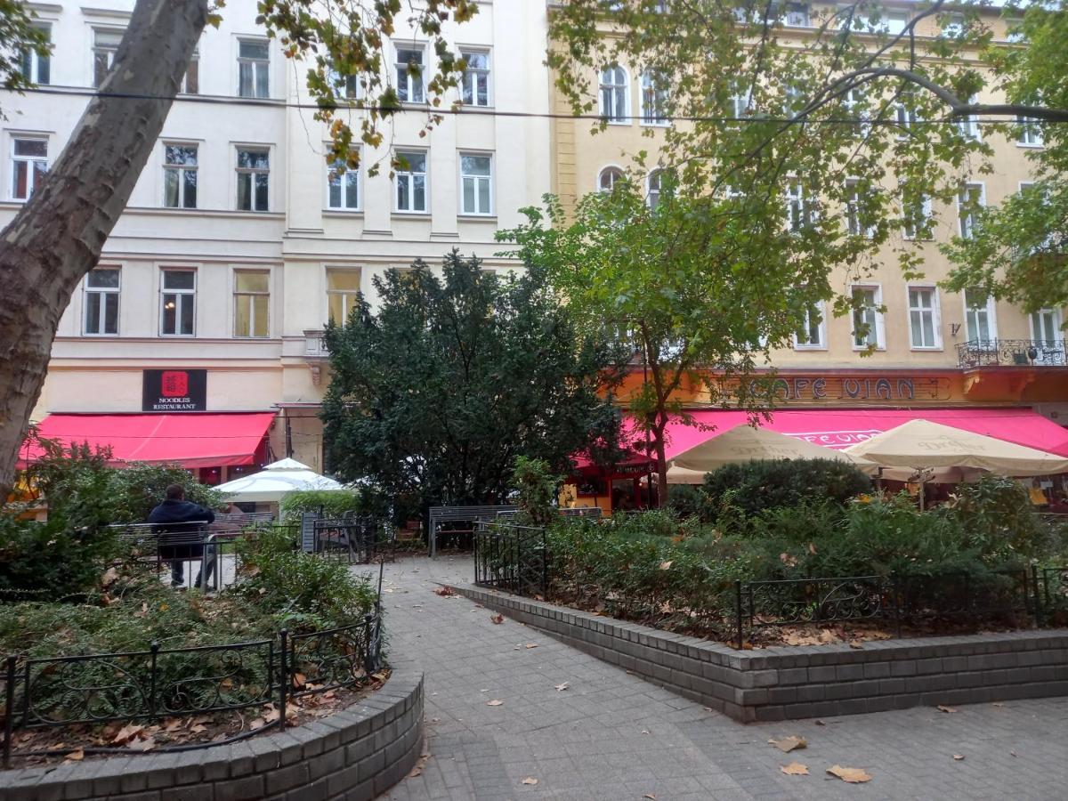 Liszt Ferenc Square Studio Apartment Budapest Ngoại thất bức ảnh