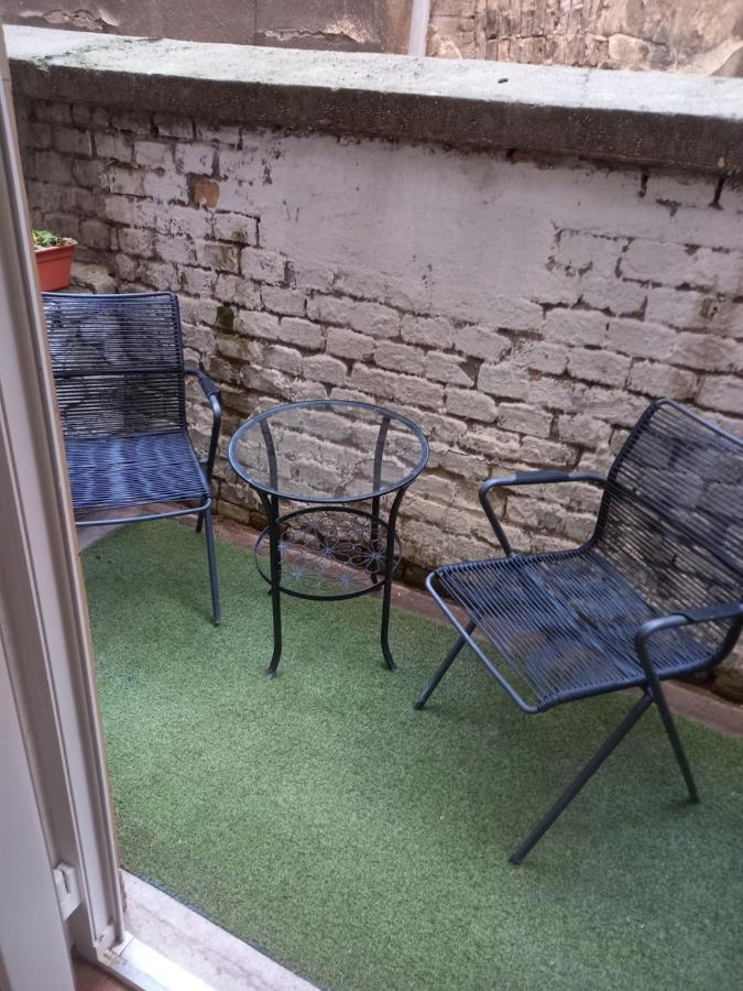 Liszt Ferenc Square Studio Apartment Budapest Ngoại thất bức ảnh